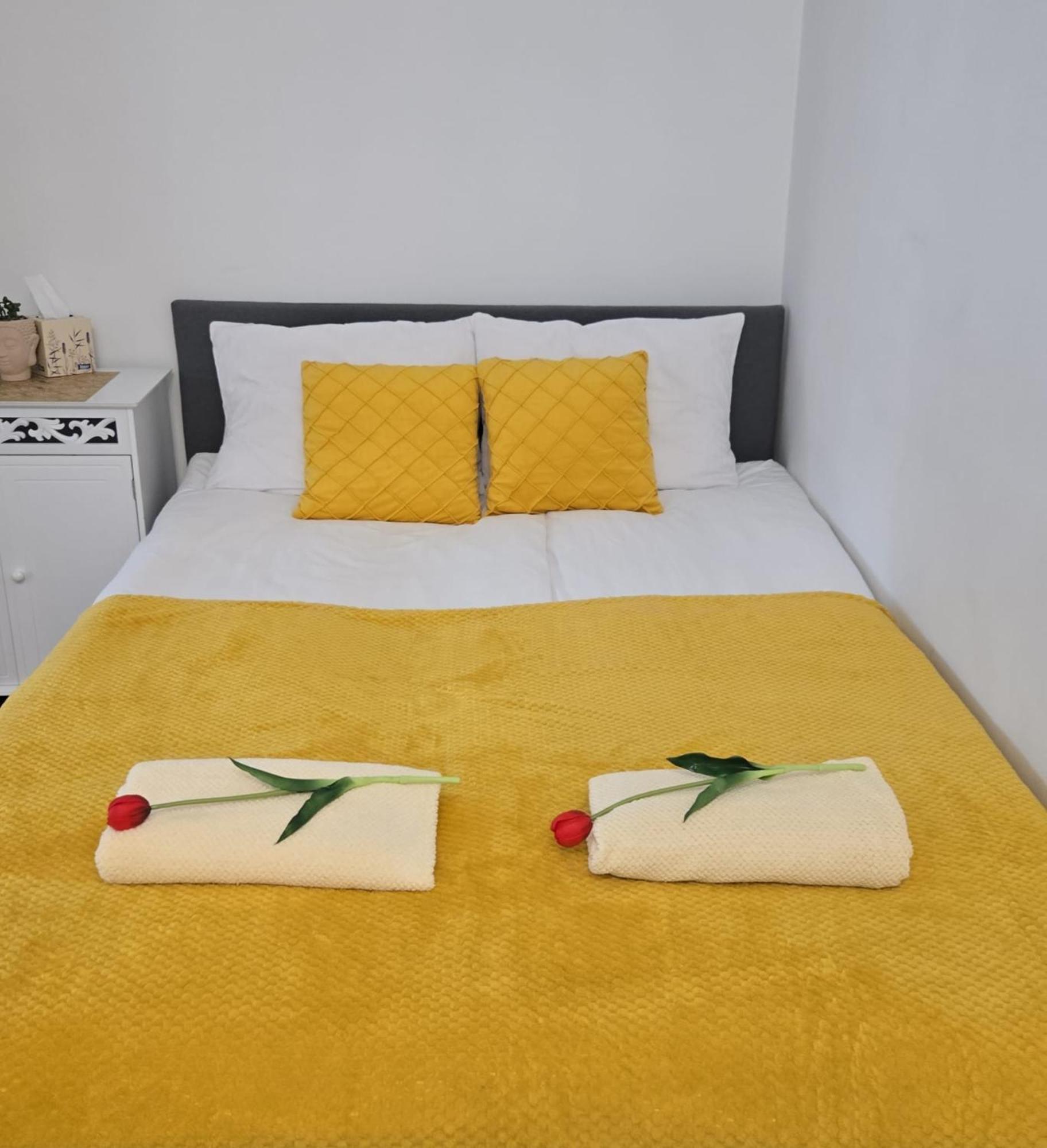 Vip Apart Cracow Красков Екстериор снимка